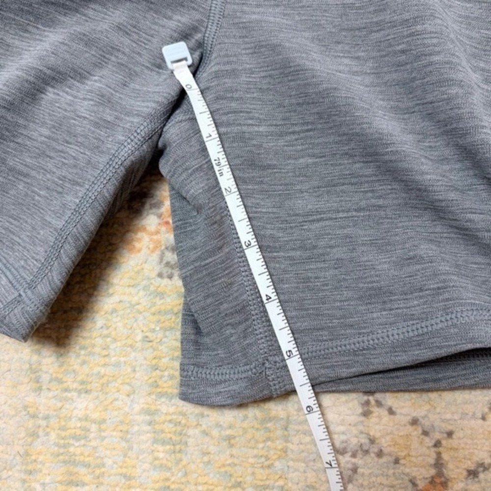 NWT American Eagle Outfitters Light Gray Pocket Bike Shorts - Picture 5 of 6